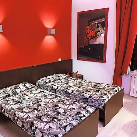 Chroma Italy - Chroma Tessera Bed & Breakfast Rom