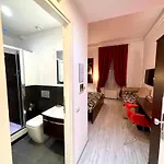 Chroma Italy - Chroma Tessera Bed & Breakfast 4*